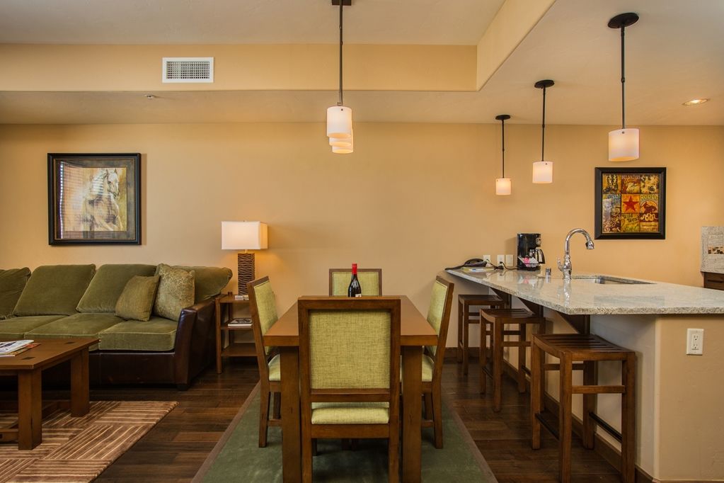 Trailhead Lodge 스팀 보트 스프링스 객실 사진